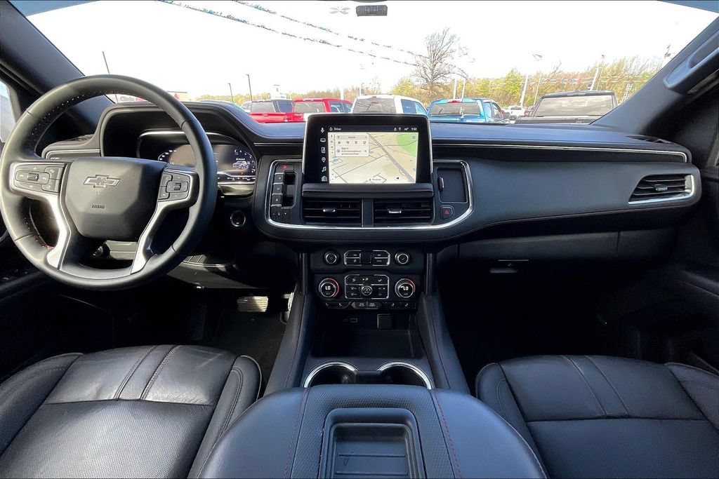 Used 2024 Chevrolet Tahoe RST w/ Luxury Package AWD/4WD image 5