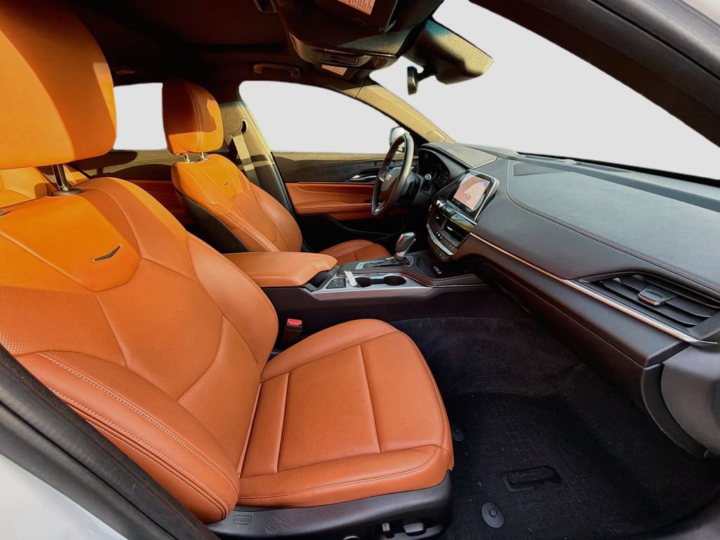Used 2020 Cadillac CT4 Premium Luxury RWD image 32