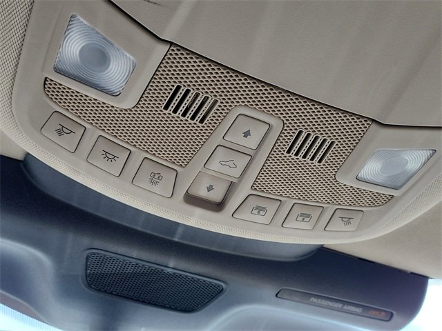 Certified 2023 Lincoln Nautilus Reserve image 23