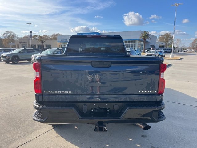 Used 2023 Chevrolet Silverado 2500 Custom w/ Custom Convenience Package image 5