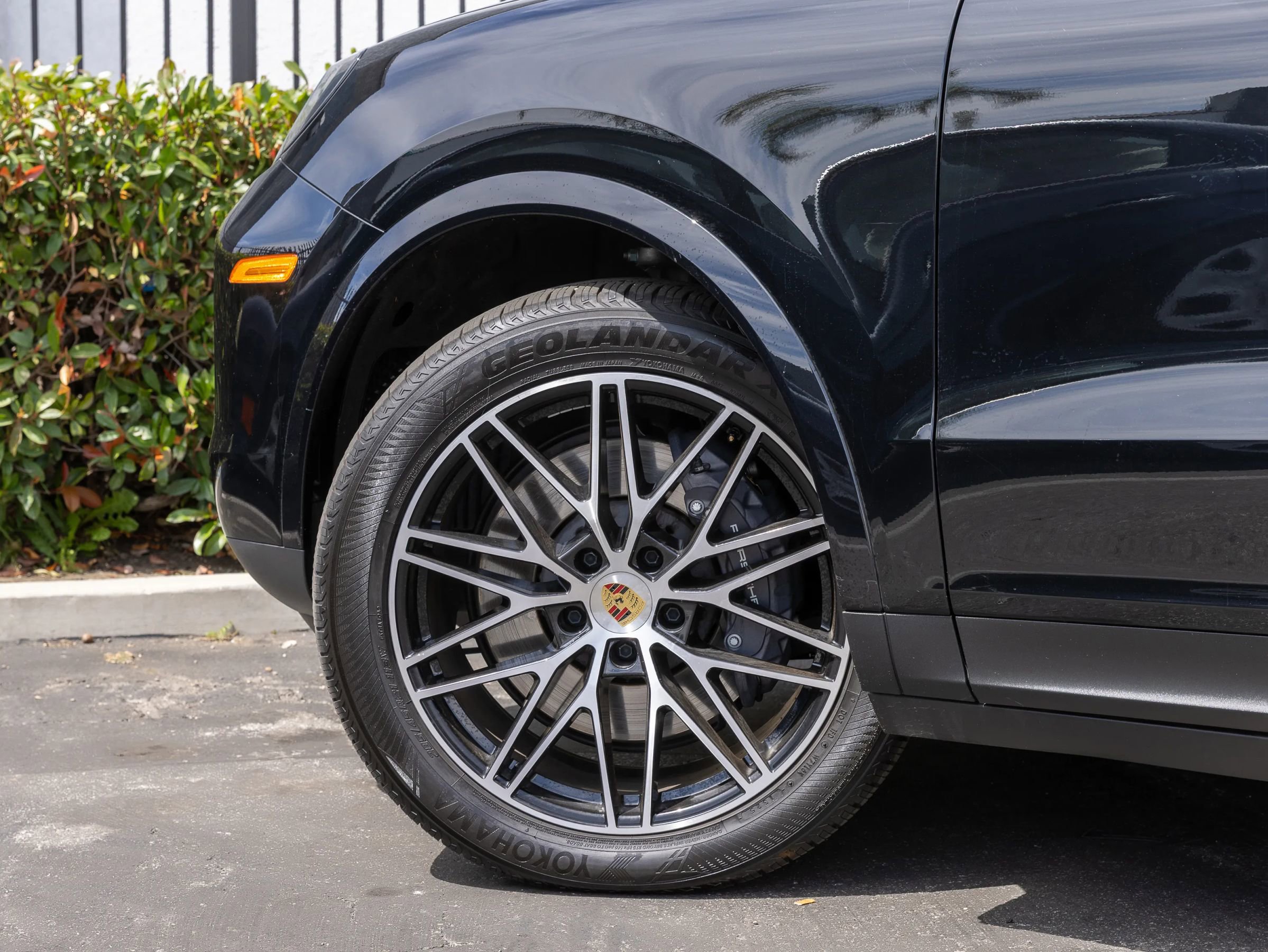 Used 2024 Porsche Cayenne image 14