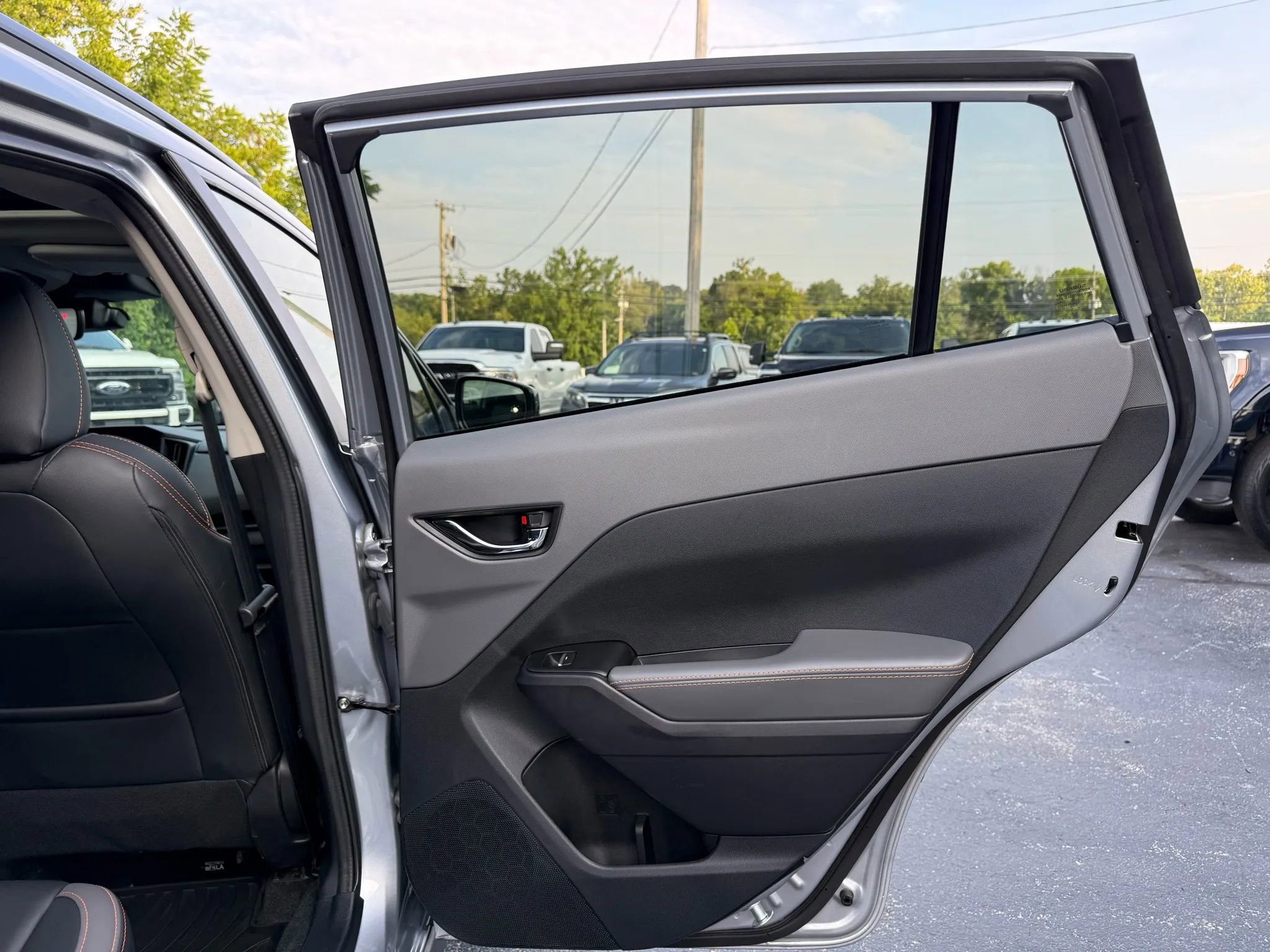 Used 2024 Subaru Crosstrek 2.5i Limited w/ Crosstrek Mirror Package image 26