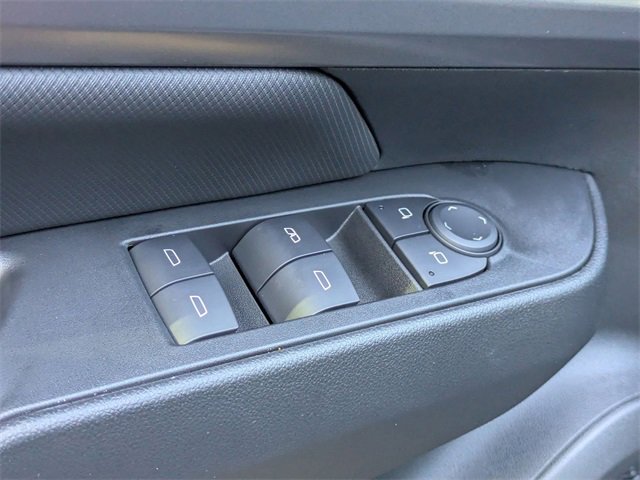 New 2025 Chevrolet Equinox EV RS image 9