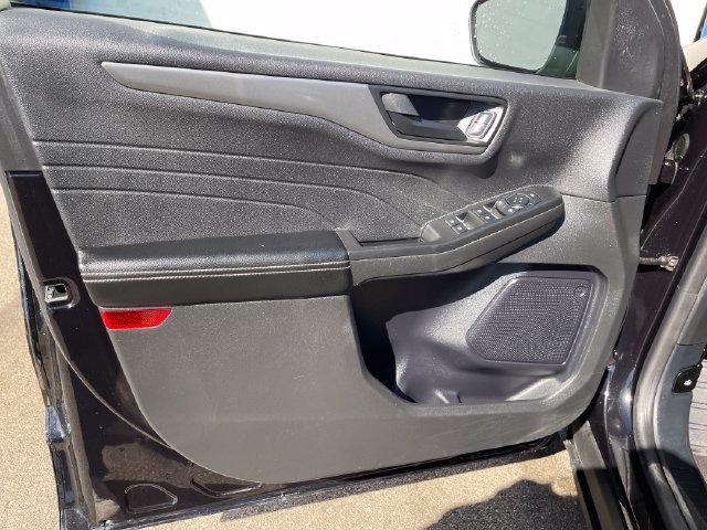 Used 2024 Ford Escape Active AWD/4WD image 10