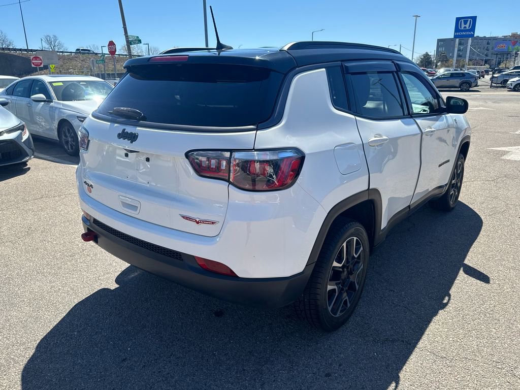 Used 2019 Jeep Compass Trailhawk AWD/4WD image 8