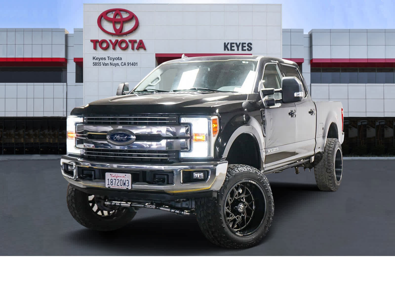 Used 2019 Ford F250 Lariat w/ Lariat Value Package image 1