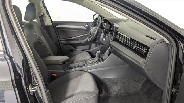 Used 2025 Volkswagen Jetta S image 21