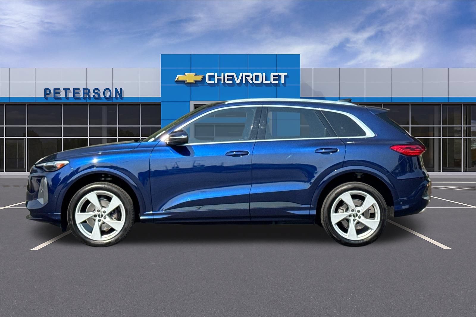 Used 2025 Audi Q5 Premium Plus AWD/4WD image 7