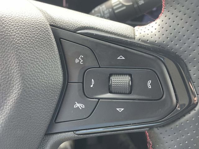 Certified 2025 Chevrolet Trax RS w/ Driver Confidence Package FWD image 20