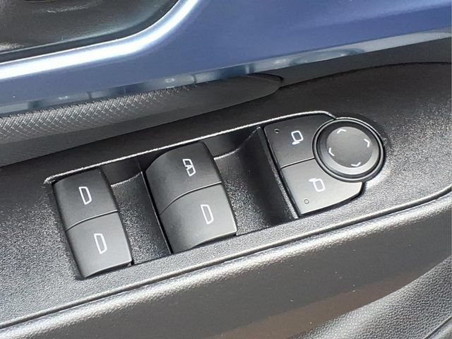 Used 2024 Chevrolet Equinox EV LT FWD image 16
