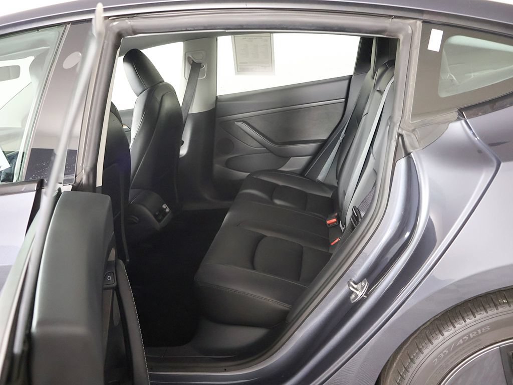 Used 2023 Tesla Model 3 Standard Range RWD image 31