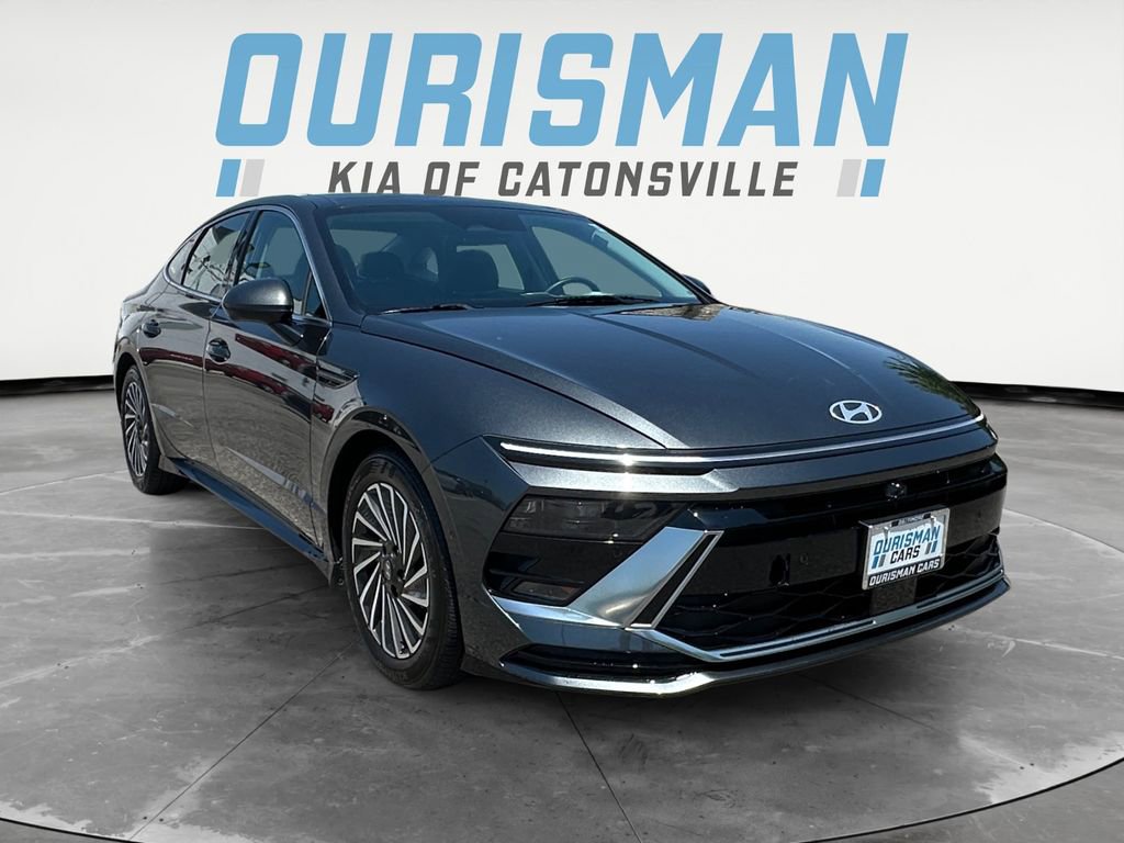 Used 2024 Hyundai Sonata Limited FWD image 1