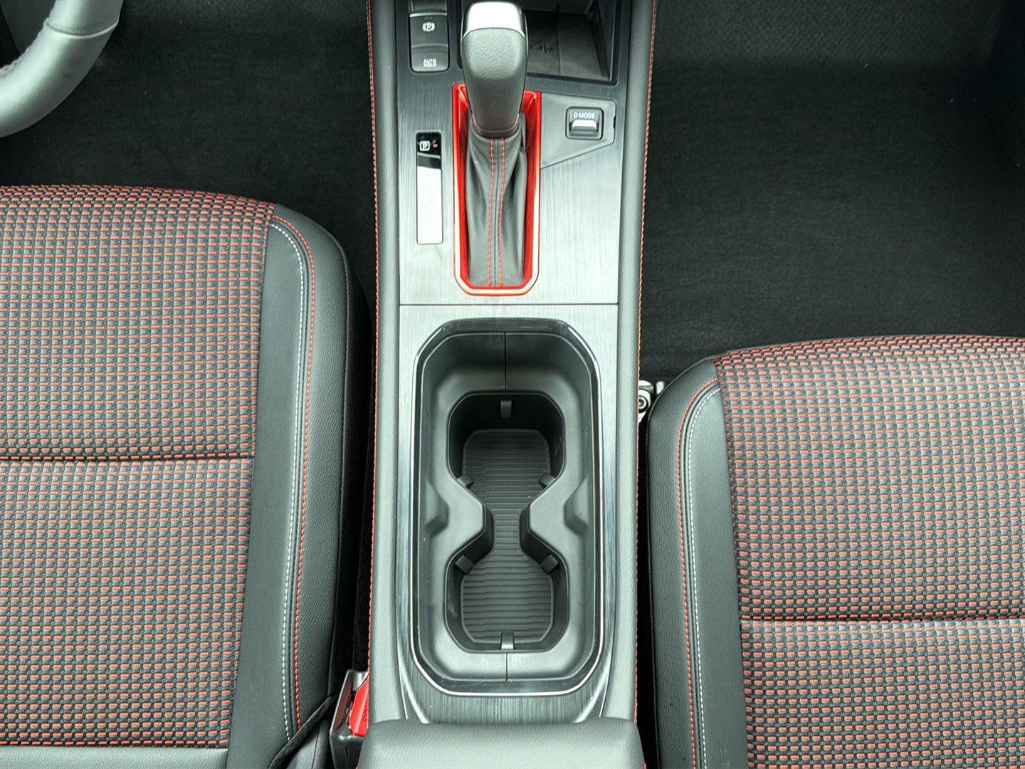 New 2027 Nissan Kicks SR AWD/4WD image 21