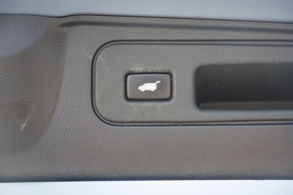 Used 2023 Honda Passport EX-L image 10