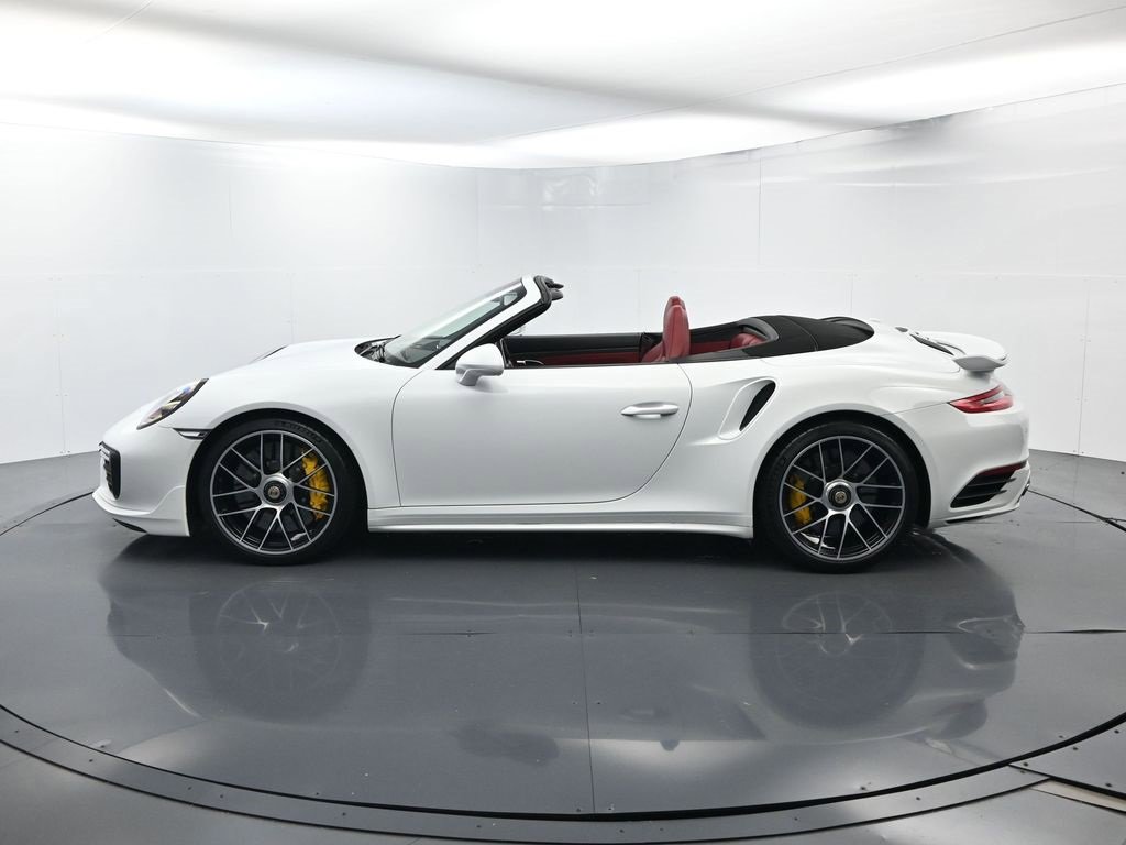 Used 2019 Porsche 911 Turbo S image 2