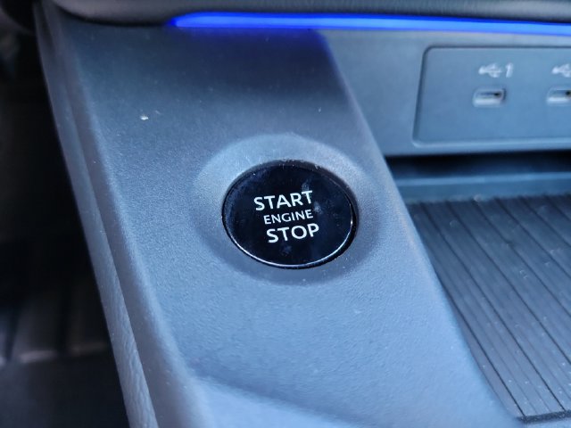 Used 2026 Nissan Sentra SR w/ Floor Mat Package FWD image 25