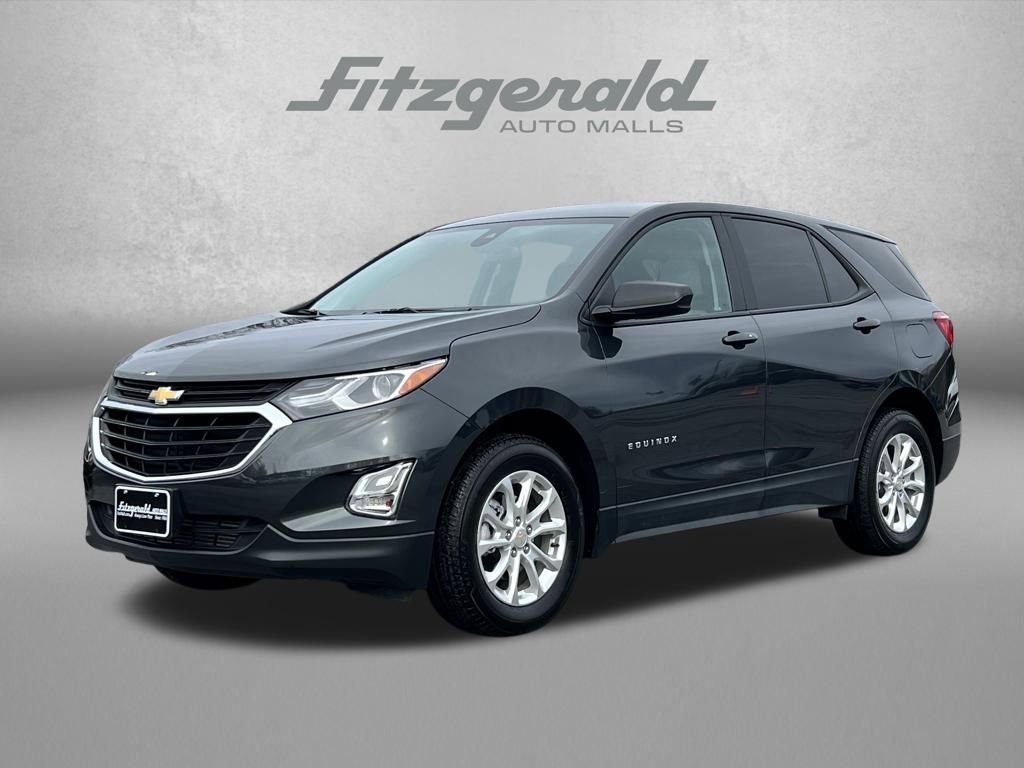 Used 2021 Chevrolet Equinox LS w/ LS Convenience Package image 2