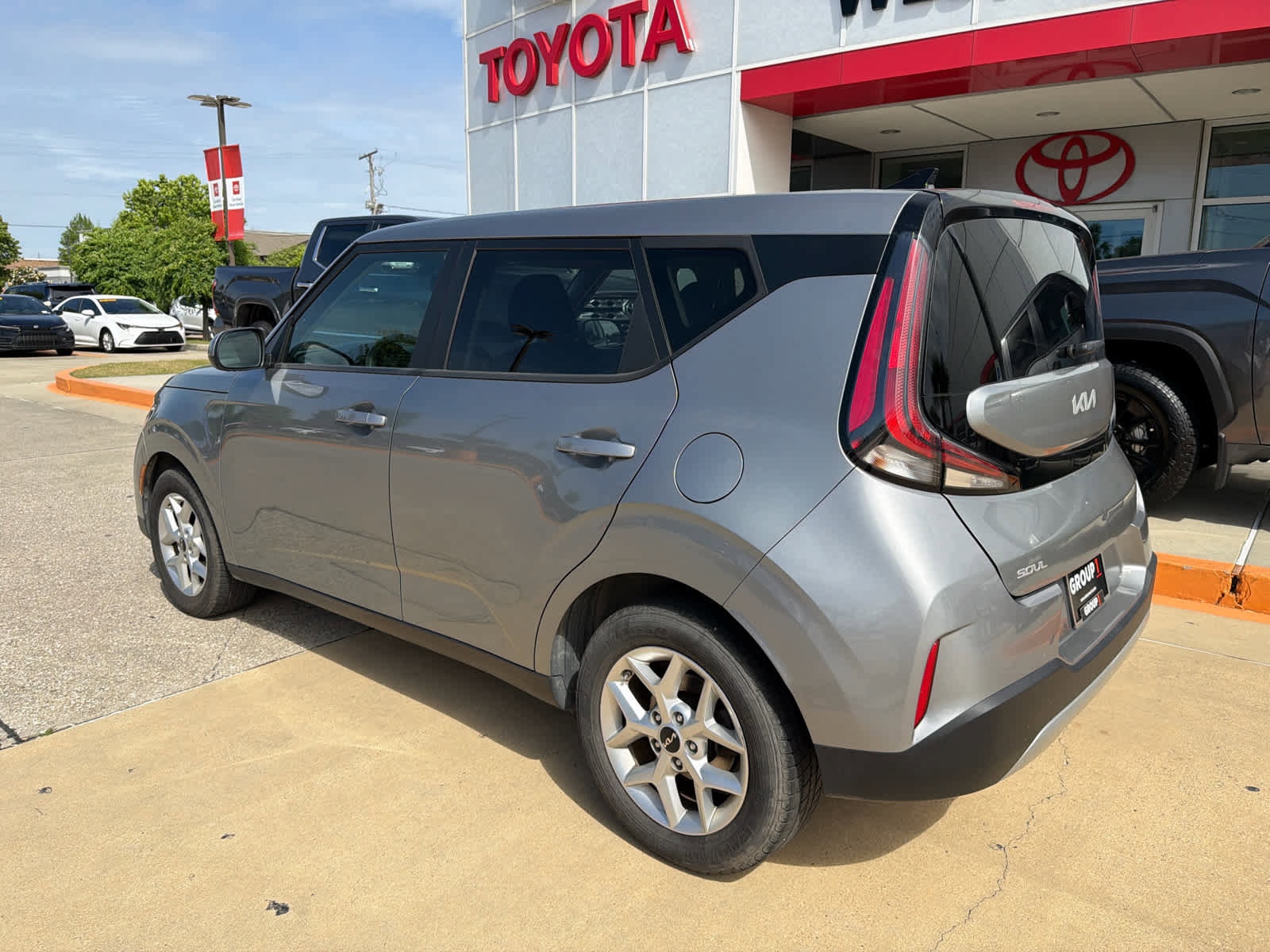 Used 2024 Kia Soul LX w/ Option Group 015 image 6