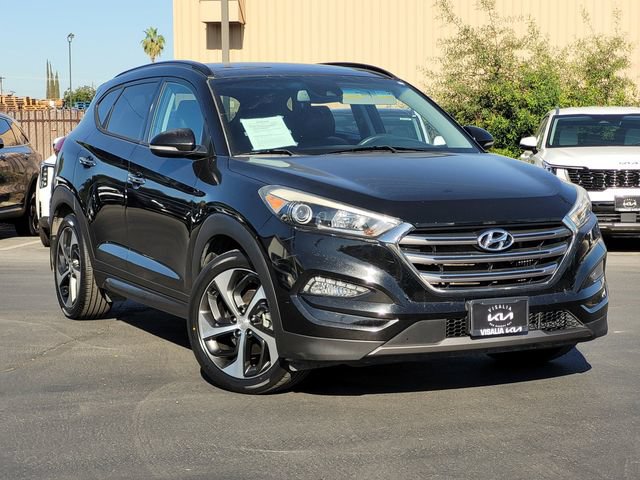 Used 2016 Hyundai Tucson Limited w/ Option Group 03 FWD image 2