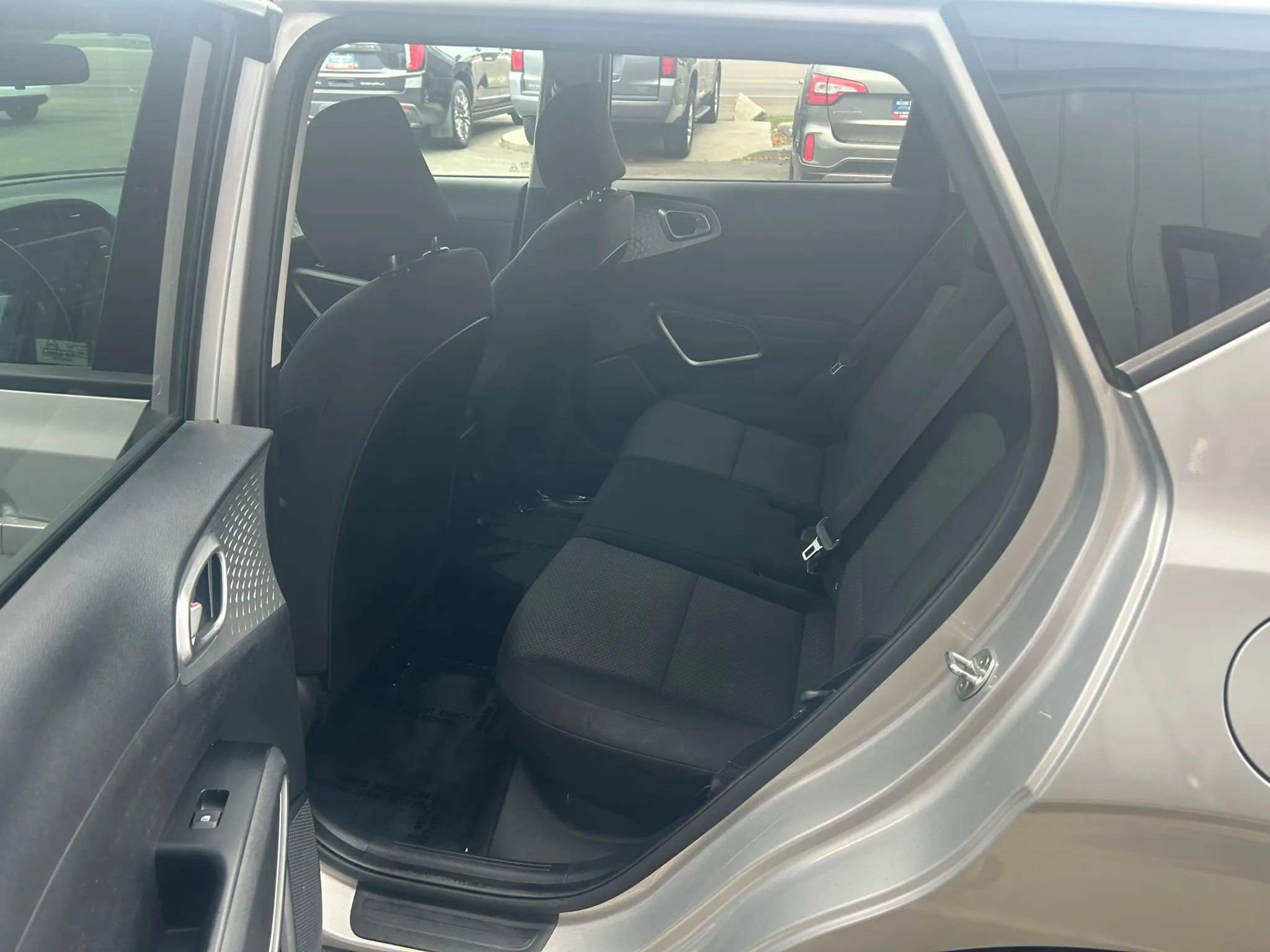 Used 2020 Kia Soul LX image 14