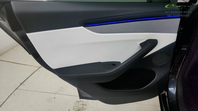 Used 2026 Tesla Model Y AWD image 42