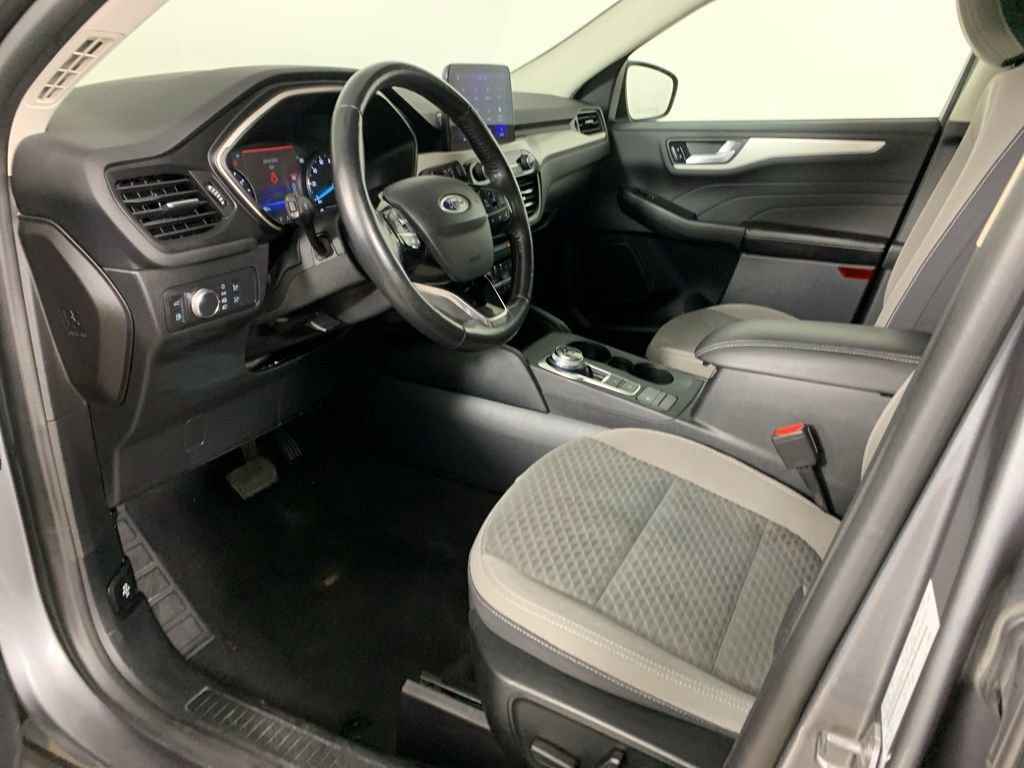 Used 2021 Ford Escape SE w/ Convenience Package image 28