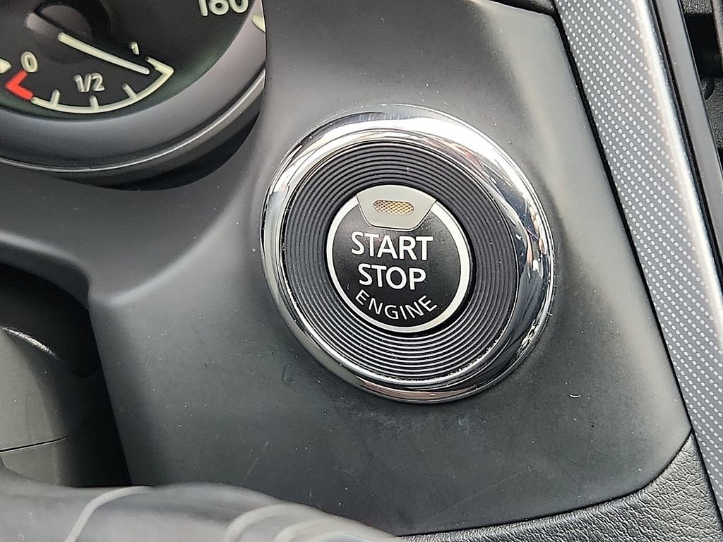 Used 2023 INFINITI Q50 Luxe w/ Cargo Package image 25