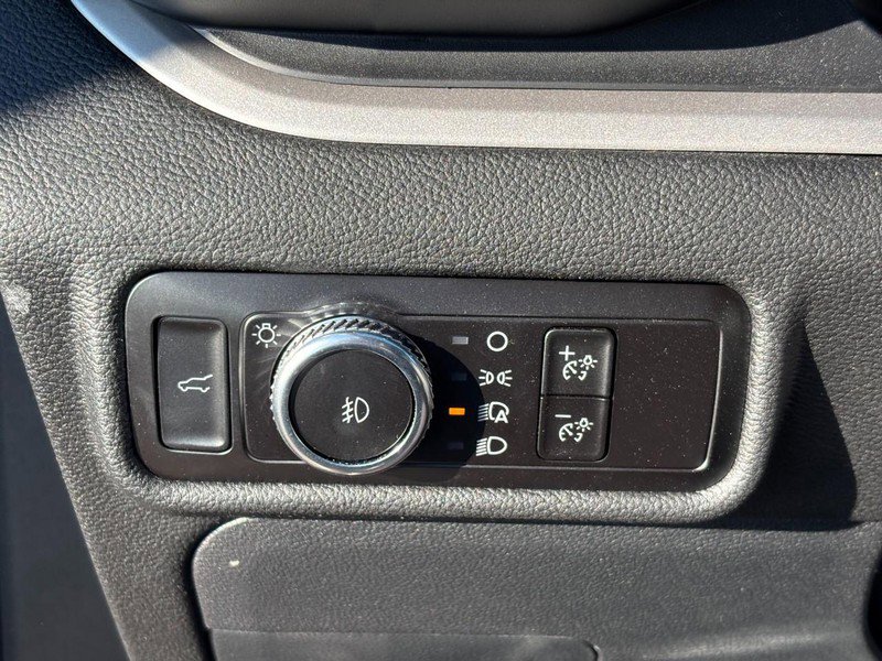 Used 2023 Ford Explorer XLT w/ Equipment Group 202A image 18