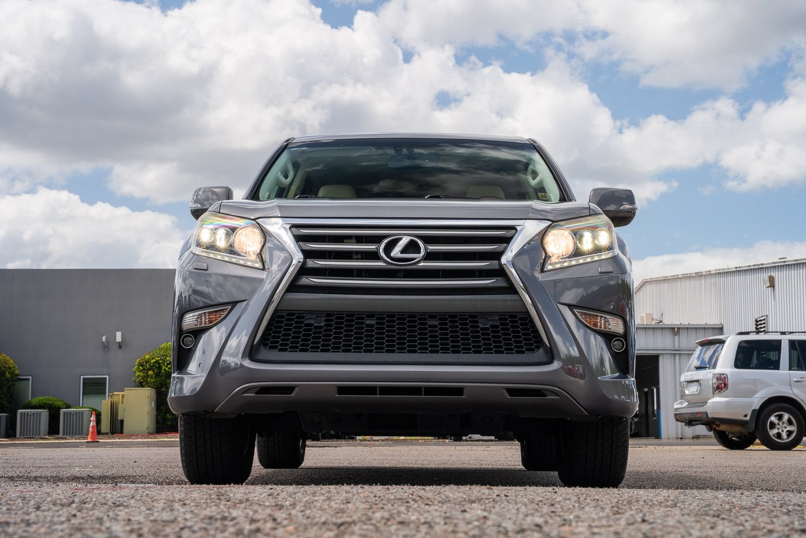 Used 2016 Lexus GX 460 w/ Premium Package AWD/4WD image 2