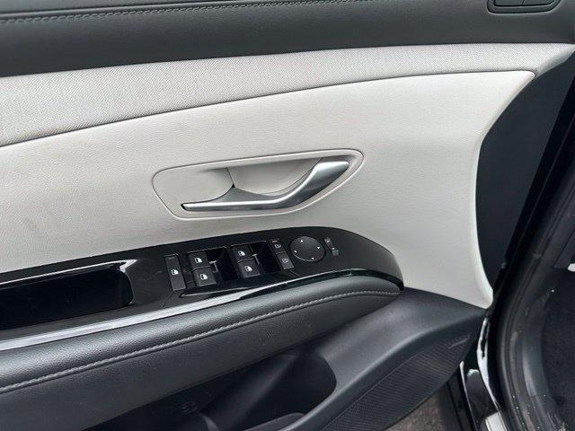 Used 2025 Hyundai Tucson Limited AWD/4WD image 21