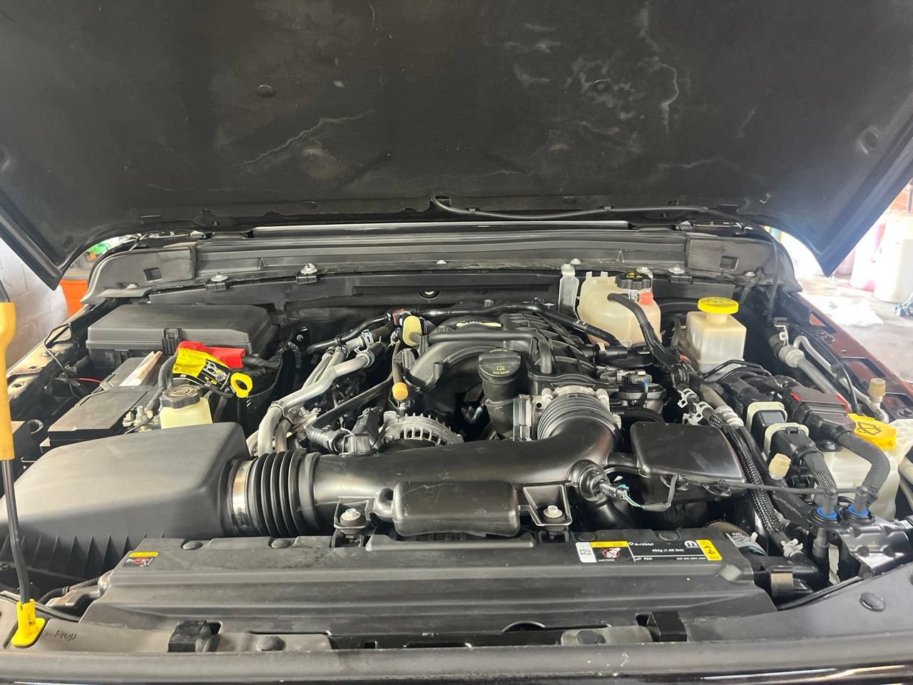 Used 2023 Jeep Gladiator Overland AWD/4WD image 7