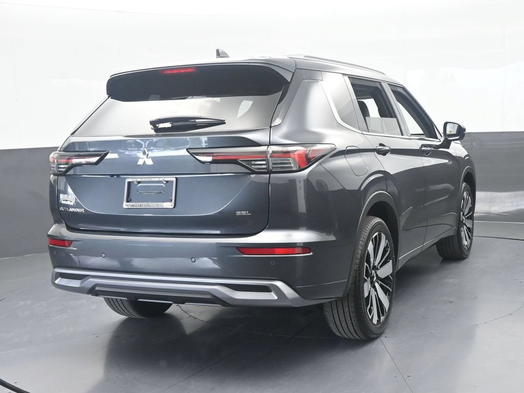 New 2026 Mitsubishi Outlander SEL FWD image 5