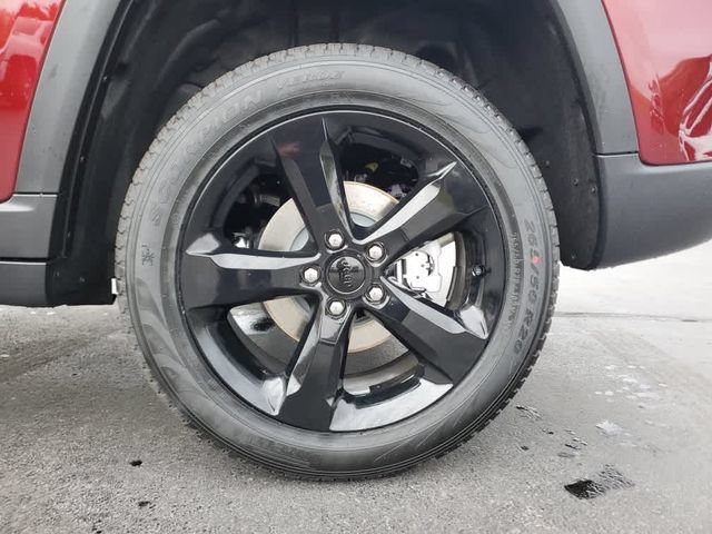 New 2025 Jeep Grand Cherokee Limited w/ Black Appearance Package AWD/4WD image 9