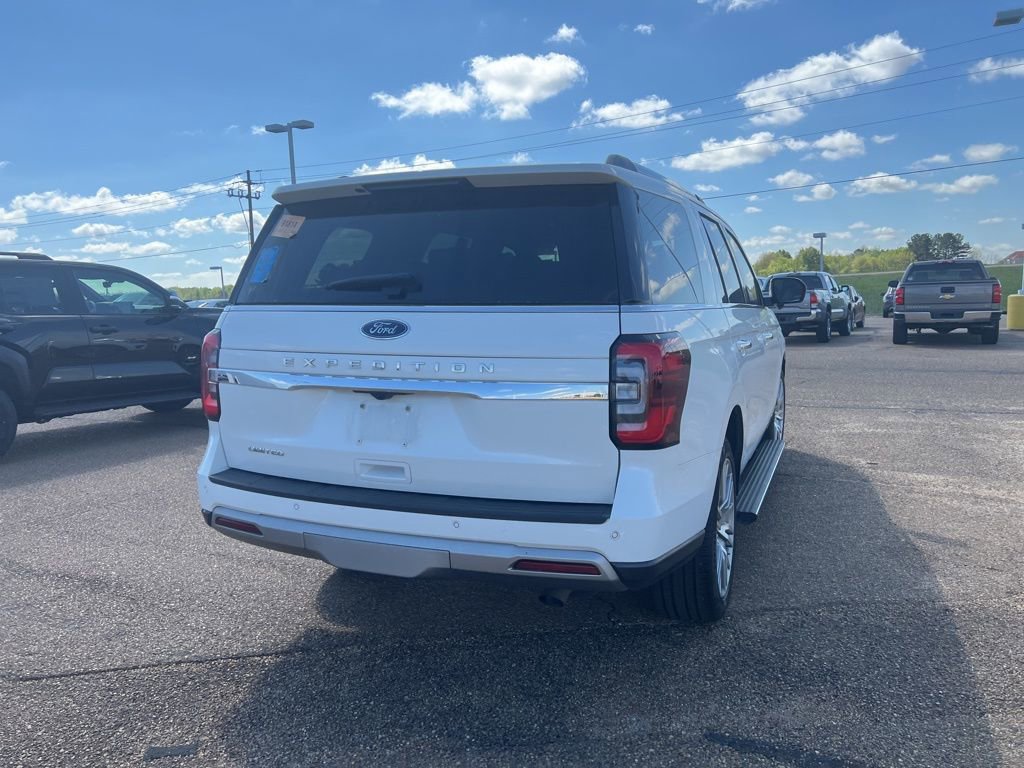 Used 2022 Ford Expedition Limited image 12