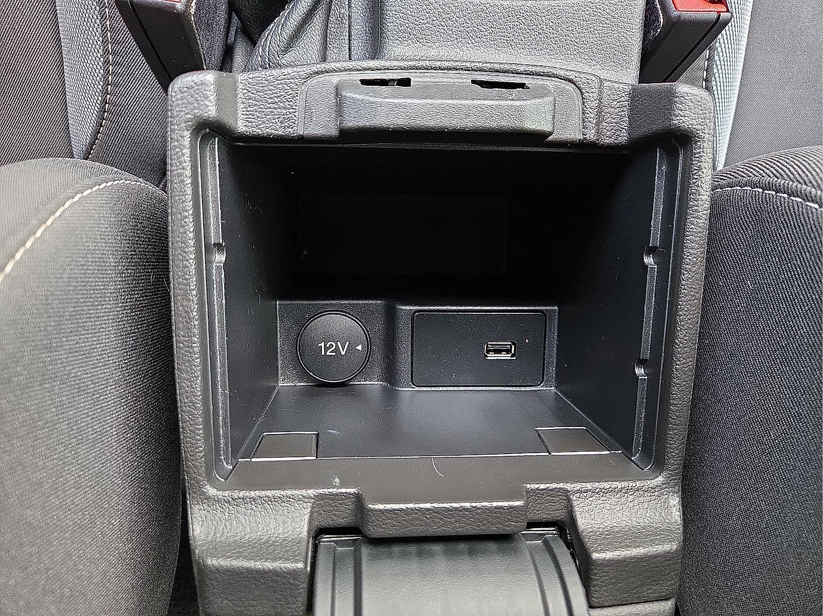 Used 2018 Ford Focus ST FWD image 18