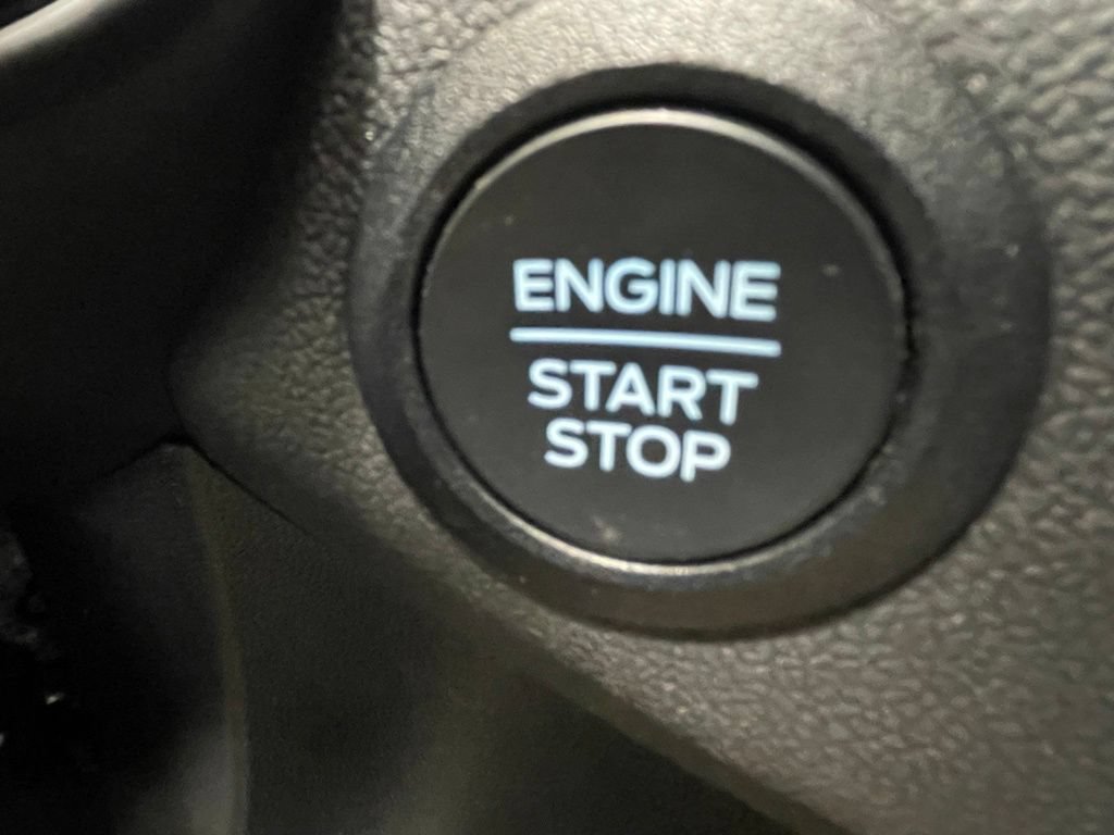 Used 2025 Ford Escape ST-Line AWD/4WD image 29
