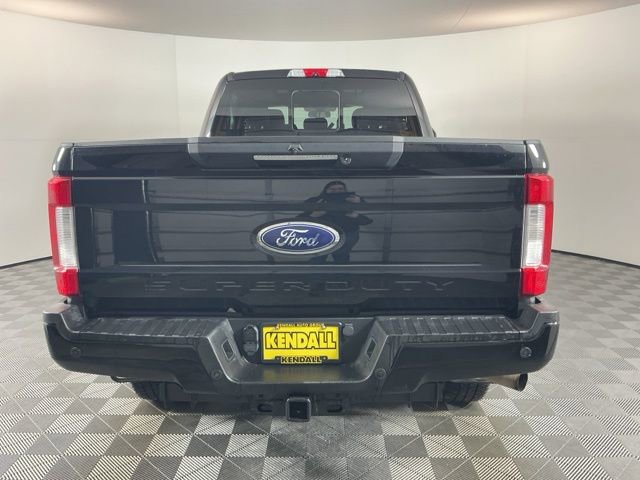 Used 2019 Ford F250 Lariat image 5