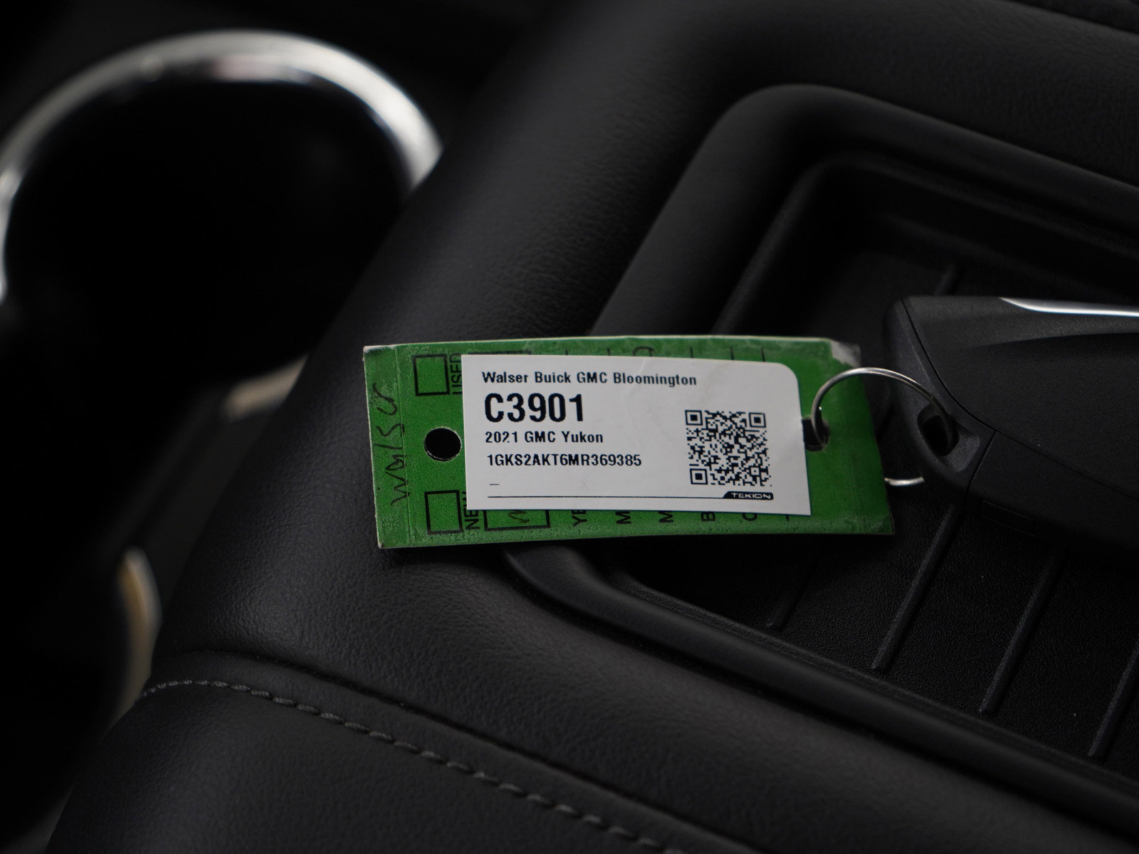 Used 2021 GMC Yukon SLE image 28