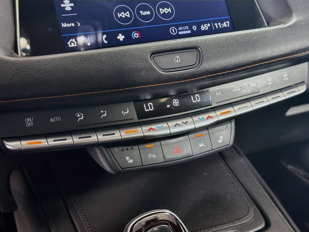 Used 2023 Cadillac XT4 Sport AWD/4WD image 16