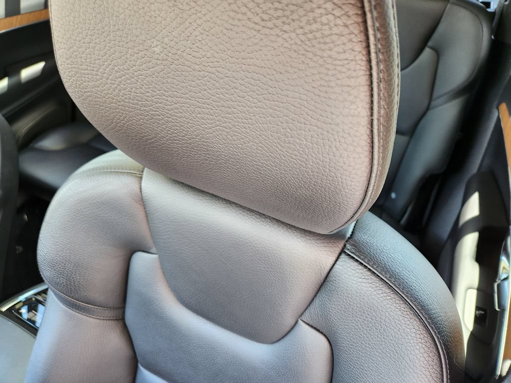 Used 2023 Volvo XC90 B6 Plus w/ Protection Package Premier AWD/4WD image 6