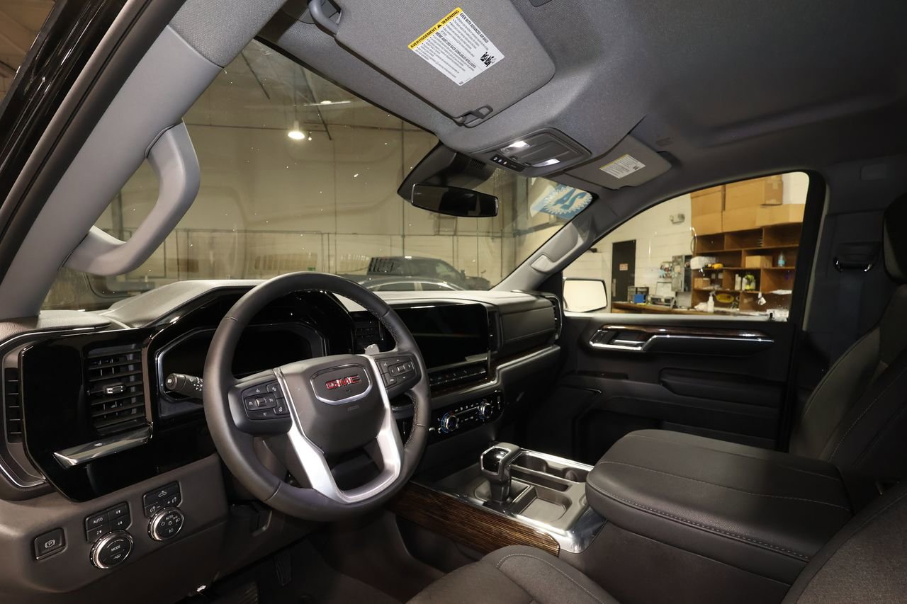 Certified 2024 GMC Sierra 1500 Elevation w/ X31 Off-Road Package image 9