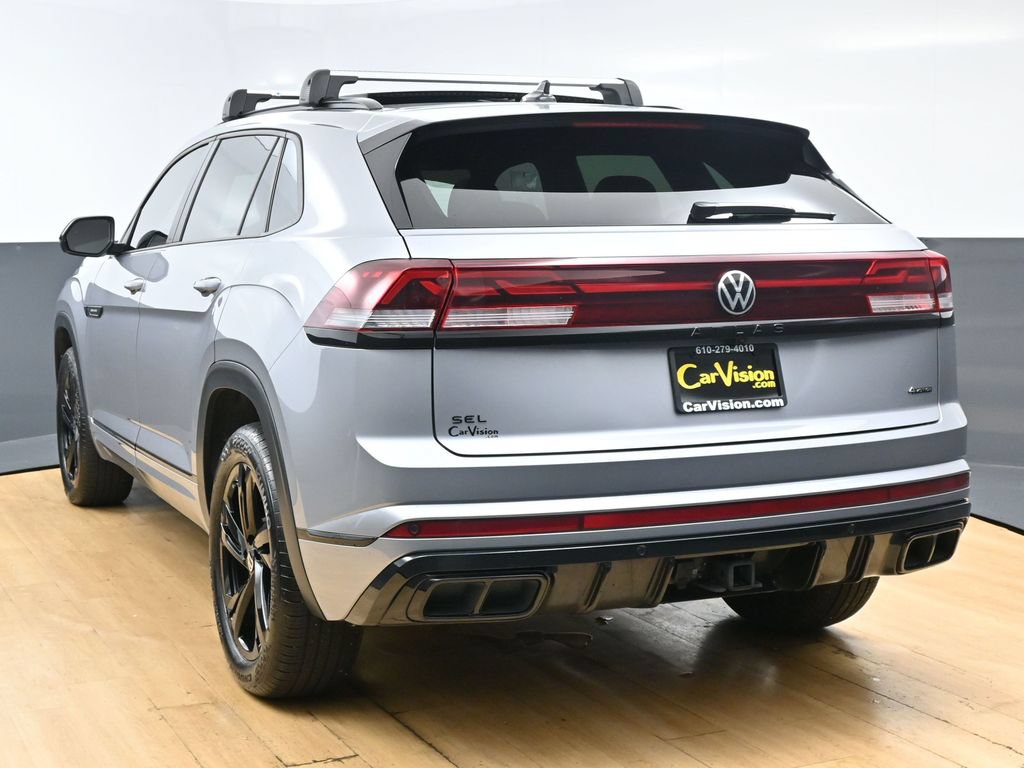 Used 2025 Volkswagen Atlas Cross Sport SEL R-Line AWD/4WD image 7