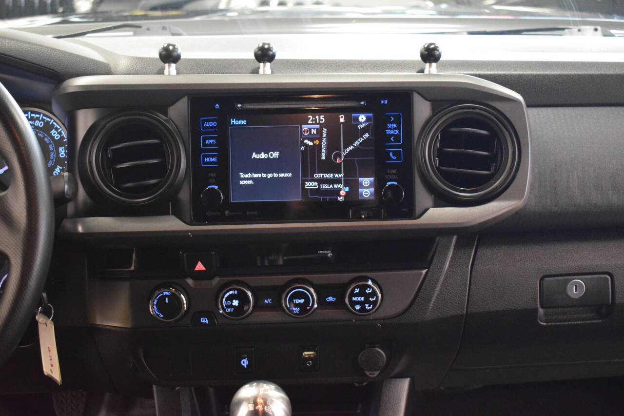 Used 2017 Toyota Tacoma TRD Off-Road image 55