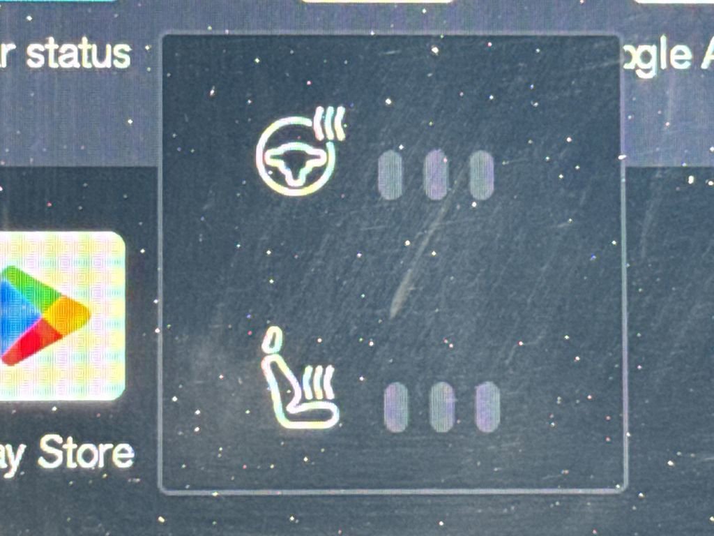 Used 2023 Volvo XC90 B5 Core w/ Climate Package AWD/4WD image 32