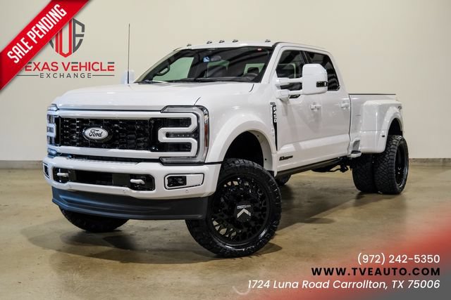 Used 2026 Ford F450 Platinum w/ Platinum Plus Package AWD/4WD image 1