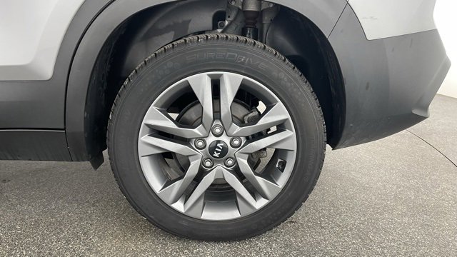 Used 2021 Kia Seltos LX image 49