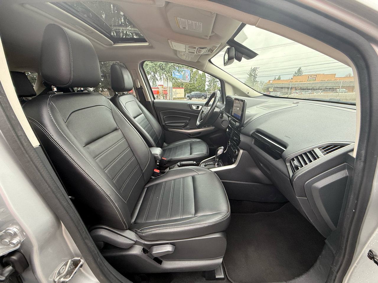 Used 2021 Ford EcoSport Titanium image 26