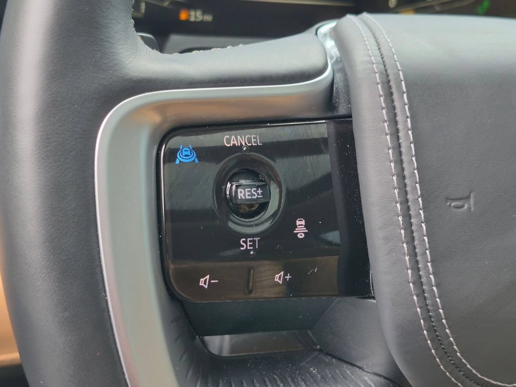 Used 2025 INFINITI QX80 Sensory AWD/4WD image 15