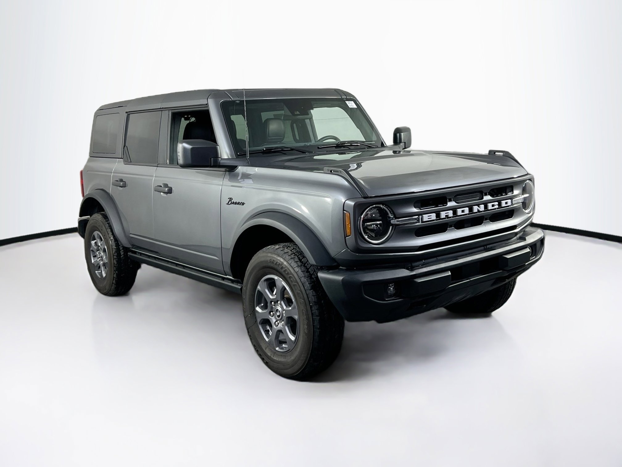 Used 2024 Ford Bronco Big Bend image 3