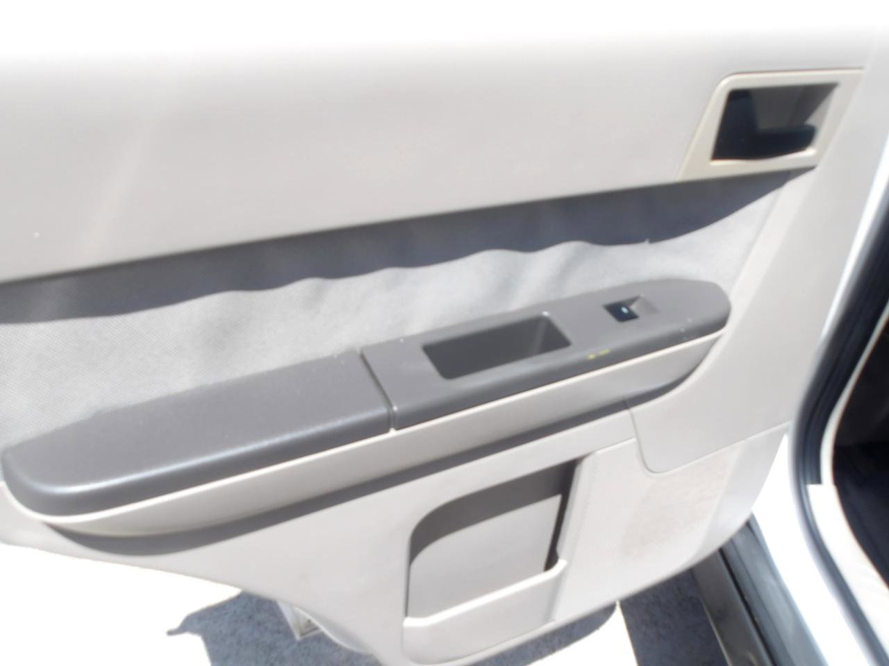 Used 2010 Ford Escape XLT FWD image 16